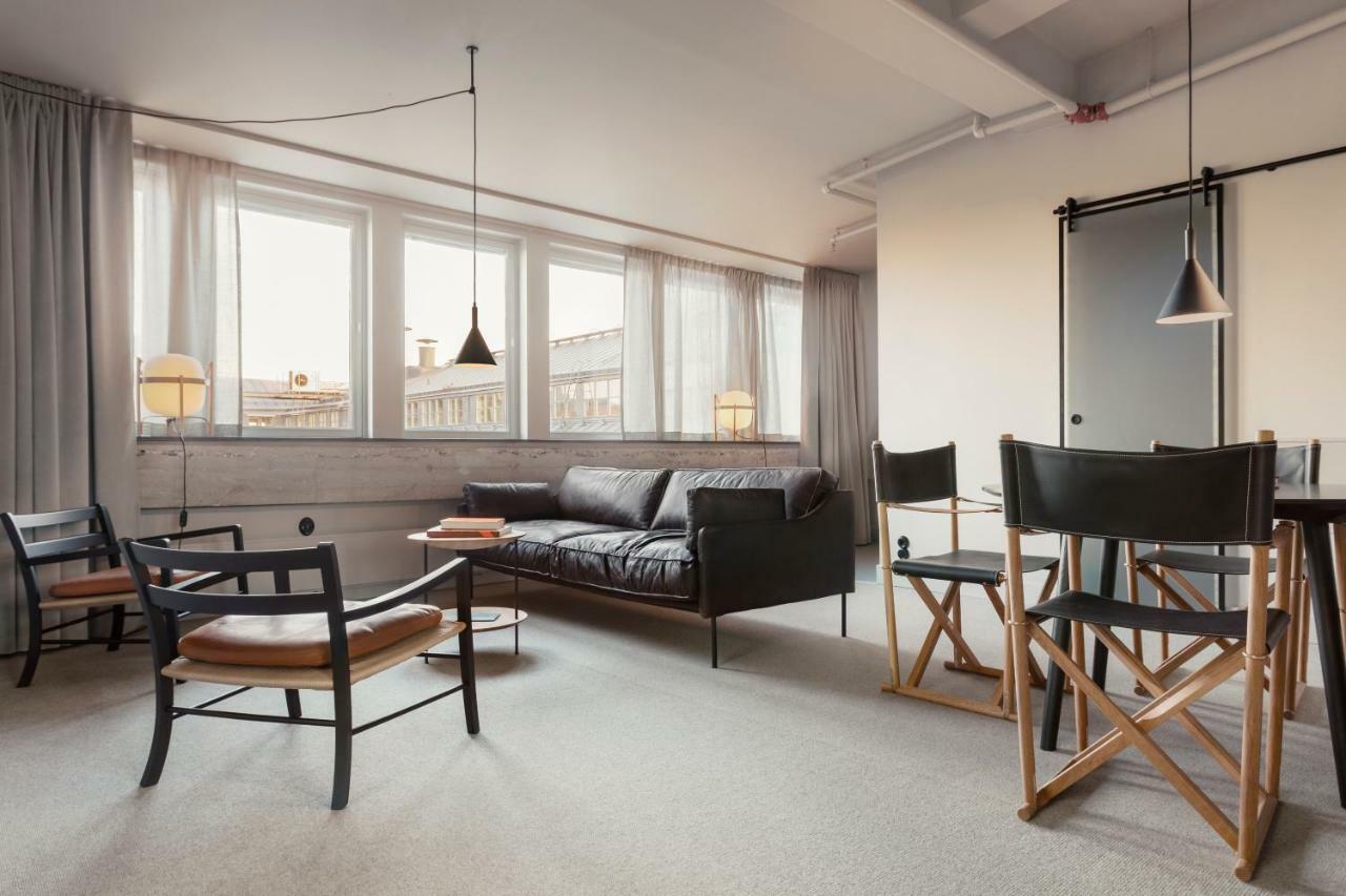 Studio Executive med king size-säng